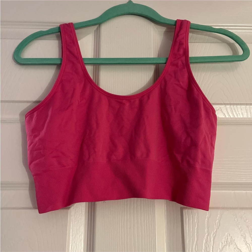 GAP Love Seamless Bralette in Fuchsia